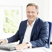 Hendrik Soehler von Bargen posiert vor der Kamera