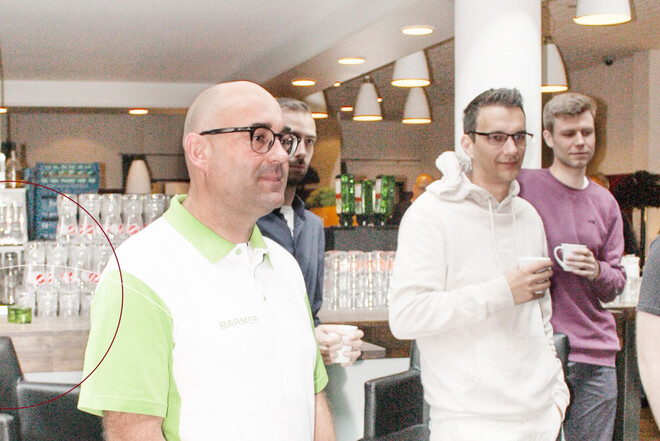 Drei ttpler in der Bowlingbahn