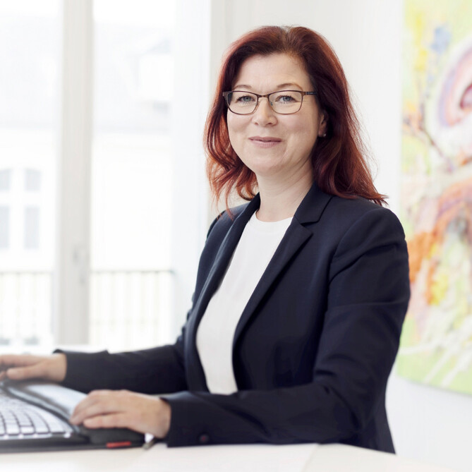 Judith Lehmann posiert vor der Kamera