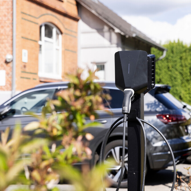 Eine E-Ladestation in Schleswig